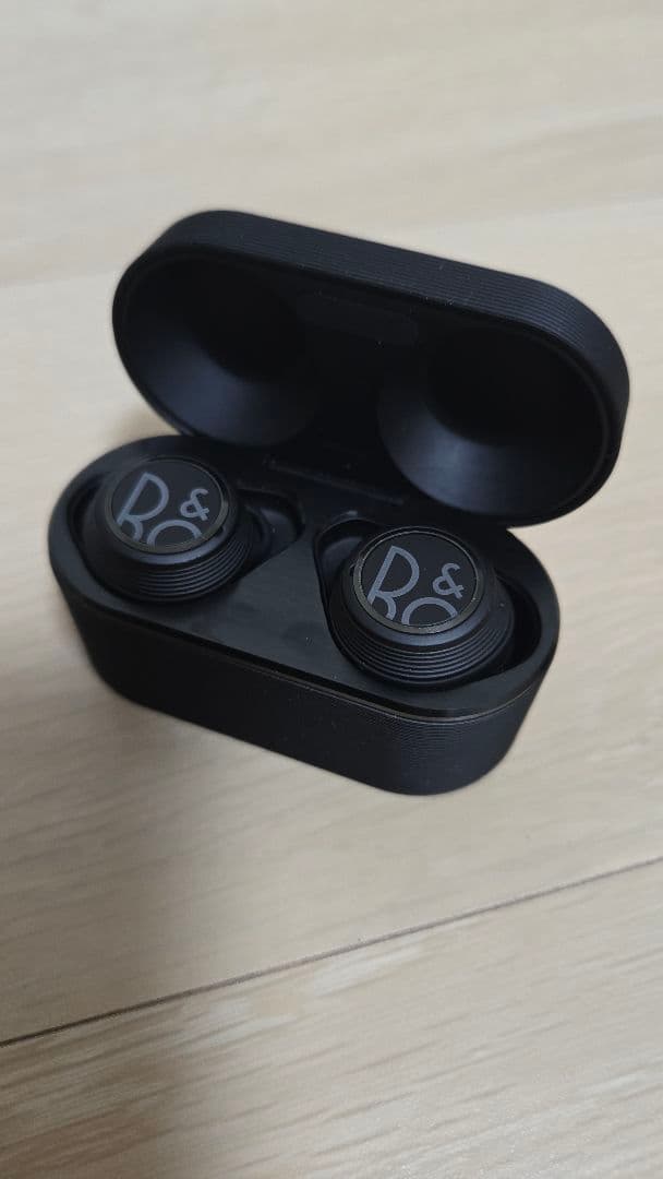 イヤホン Bang & Olufsen beoplay E8-sports