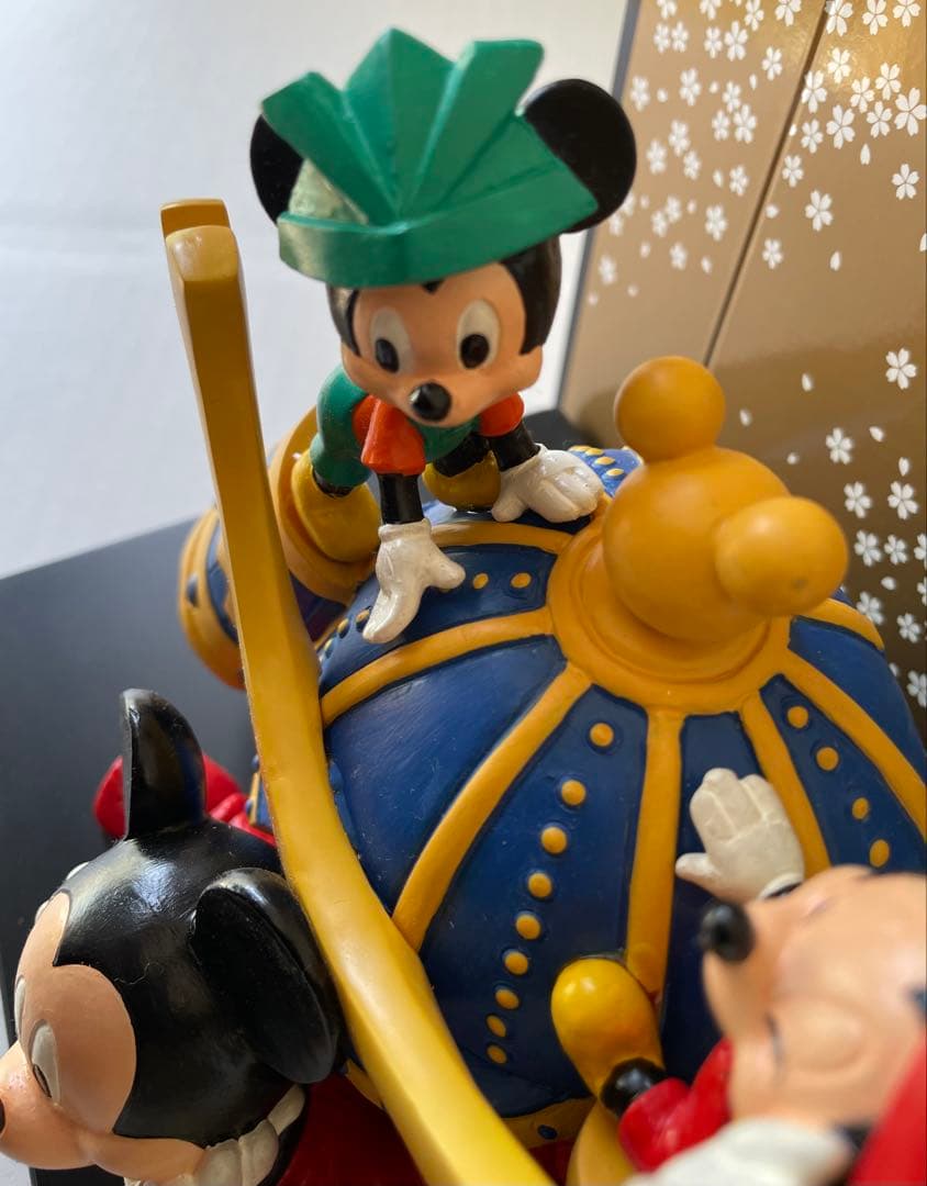 ディズニー　ミッキーマウス五月人形　兜飾り