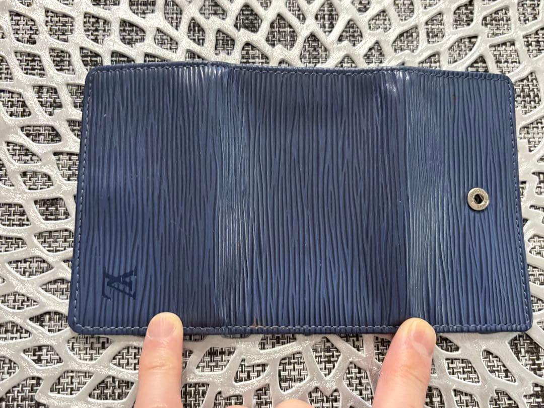 【良品】ルイヴィトン　ミュルティクレ　キーケース　6連　本革レザー　ブルー