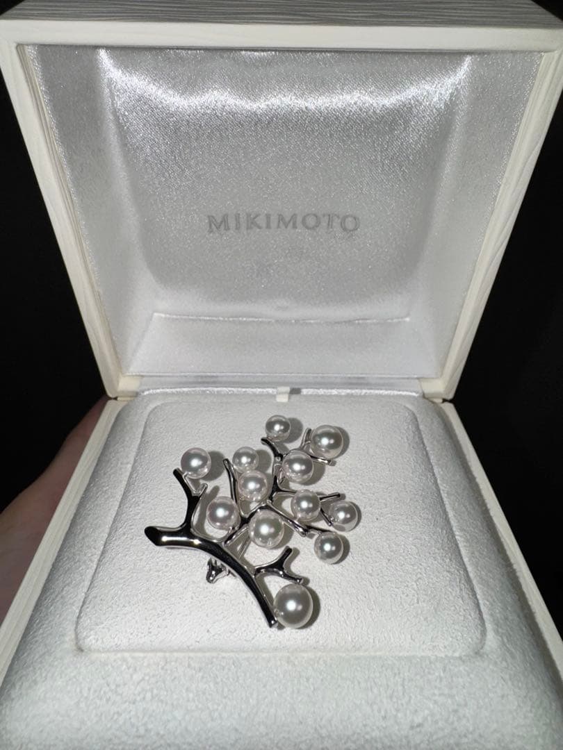 ミキモト 幸福の木ブローチ