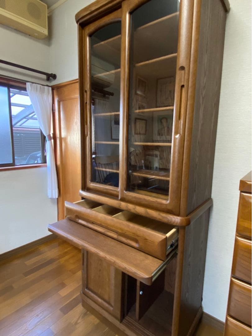 木製ディスプレイキャビネット ガラス扉付き　※ブランテリア