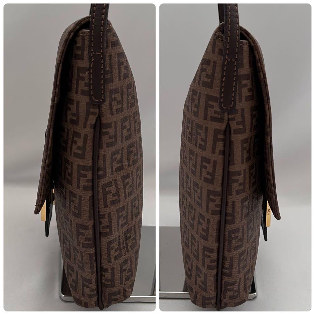 美品 FENDI ズッキーノ マンマバケット ゴールド金具 ショルダーバッグ