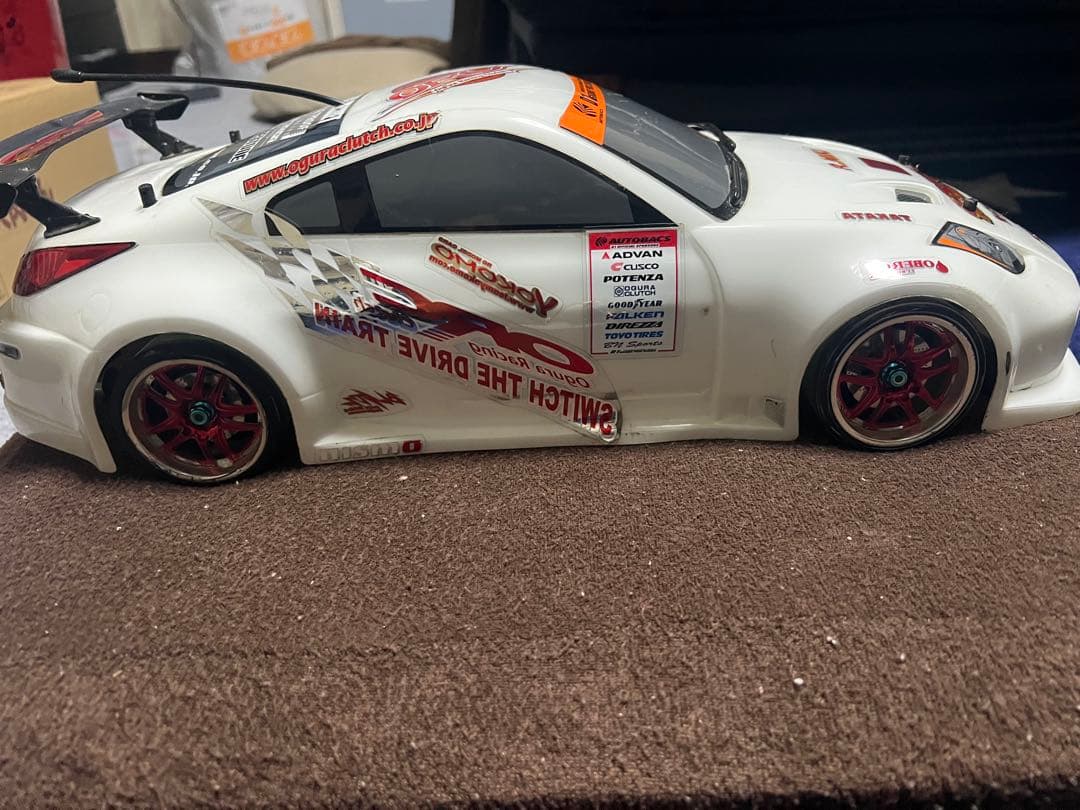 ヨコモ　ドリフトラジコン日産Z 4WD Teguh gunawan