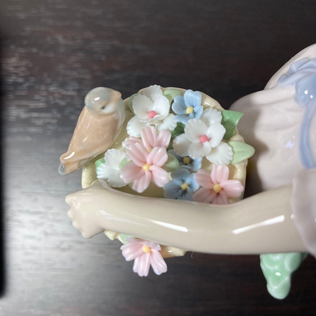 LLADRO リヤドロ No.6826『可愛いお友達』