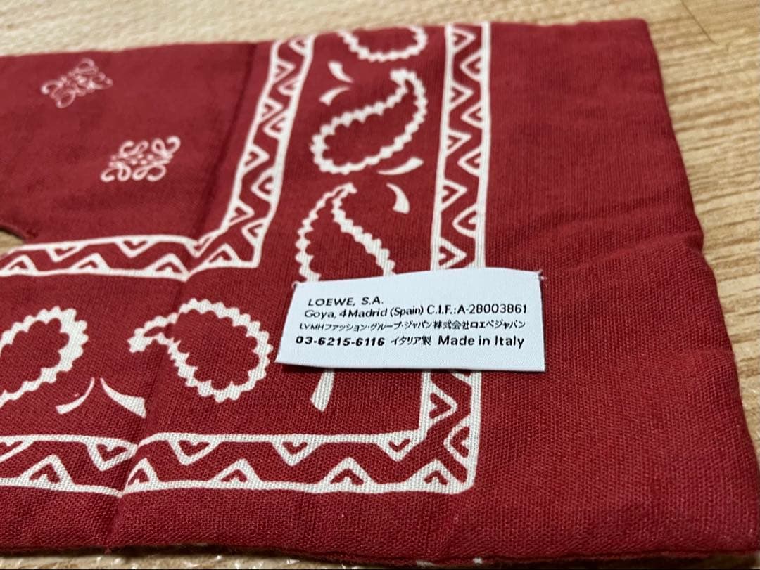 美品 メンズ LOEWE (ロエベ ) ペイズリー風バンダナ柄ストール