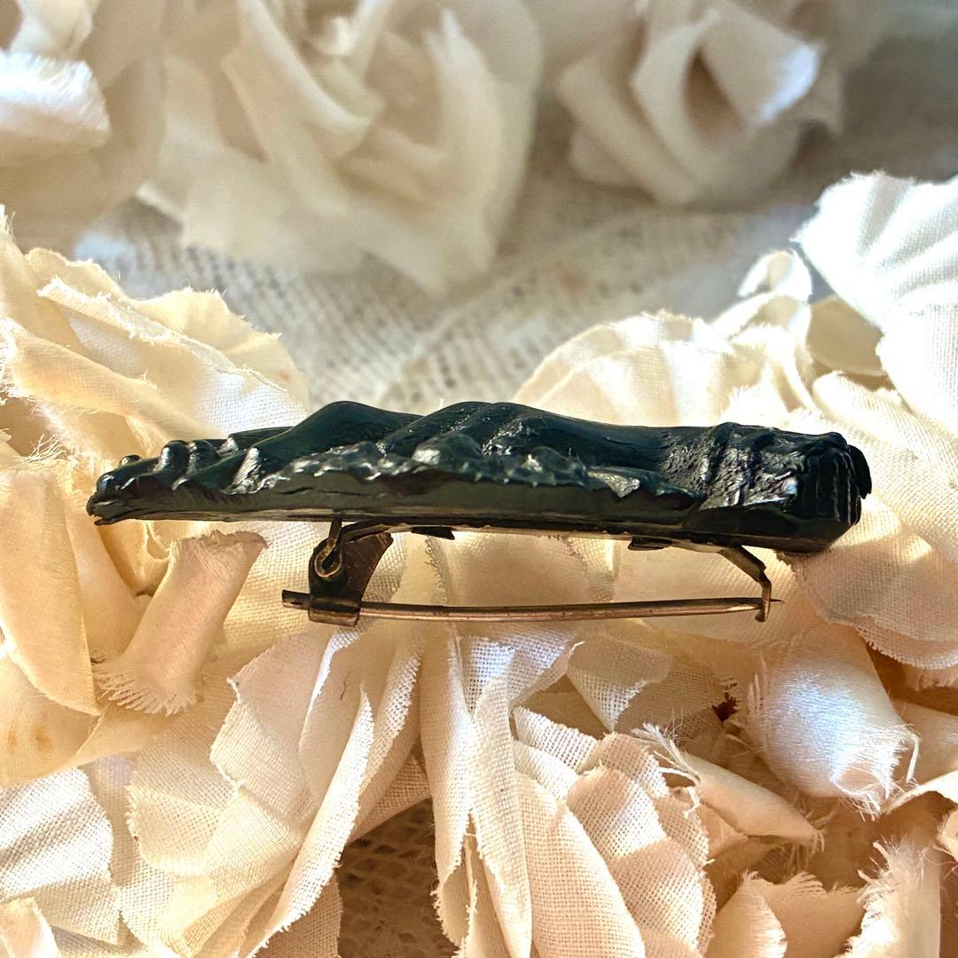 ボーカナイト　ローズ&ハンドモチーフブローチ　手とバラ薔薇　フランスアンティーク