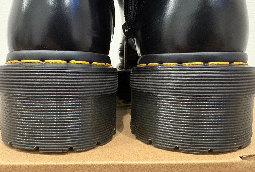 【美品】Dr.Martens JADON UK7 黒 厚底 8ホール 26cm