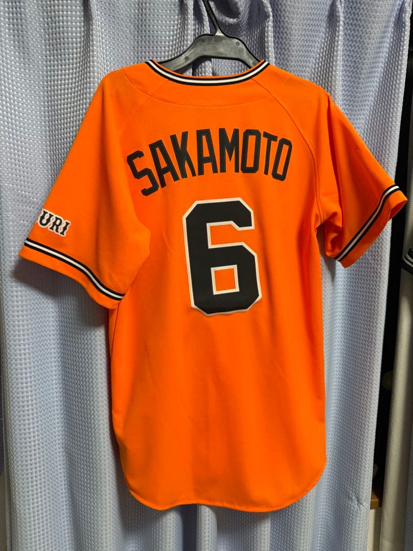 即決価格 読売ジャイアンツ 坂本勇人 ユニフォーム
