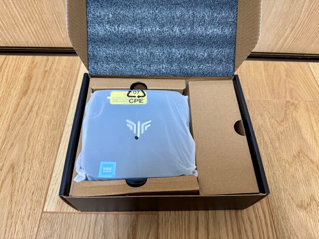 NiPoGi Mini PC AK1Plus N97/8GB/256GB 美品