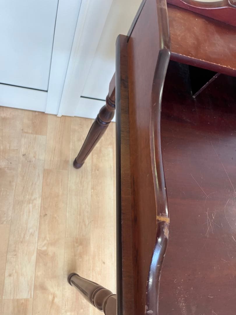 ヴィンテージ　ダークレッド 木製ドレッサー　鏡台　椅子なし　アンティーク