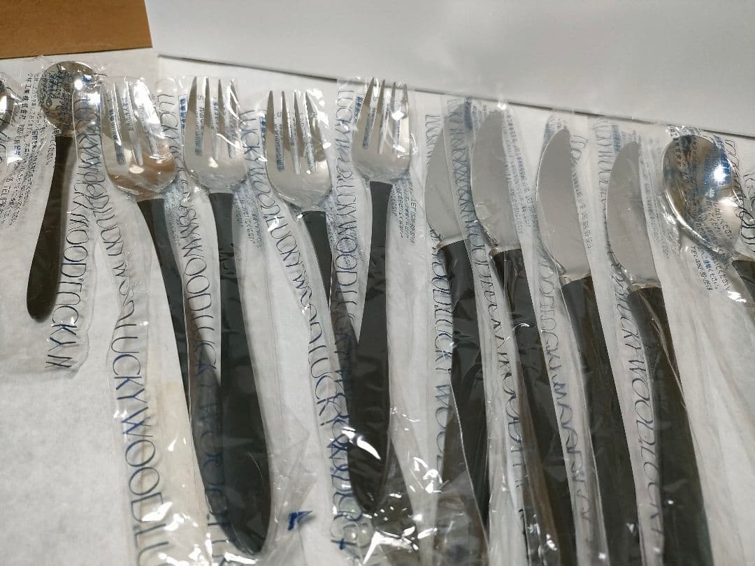 ふうちゃん新品、未使用品　ラッキーウッドカトラリー　リモア 　２０本セット