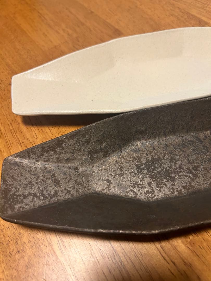 安福由美子 八角長皿 黒1枚・白1枚 菊鉢 黒1枚 フリル小皿 白1枚 計4枚