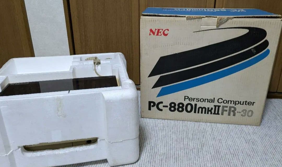 【最終値下げ】NEC PC-8801 mkII FR-30 【通電未確認】