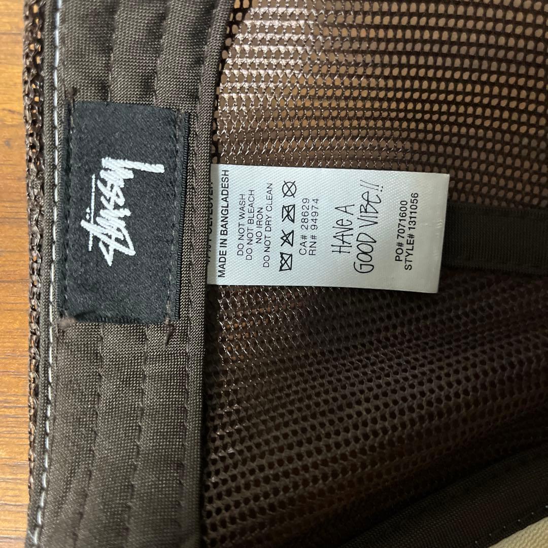 stussy メッシュキャップ　ブラウン