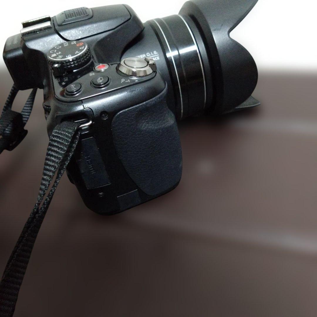 Panasonic DMC-FZ200 コンパクトデジタルカメラ