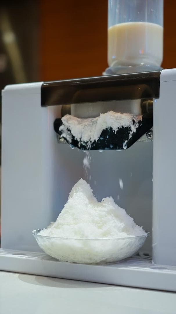業務家庭両用の電動かき氷機 ふわふわ かき氷電動かき氷器 電動カキ氷器コンパクト