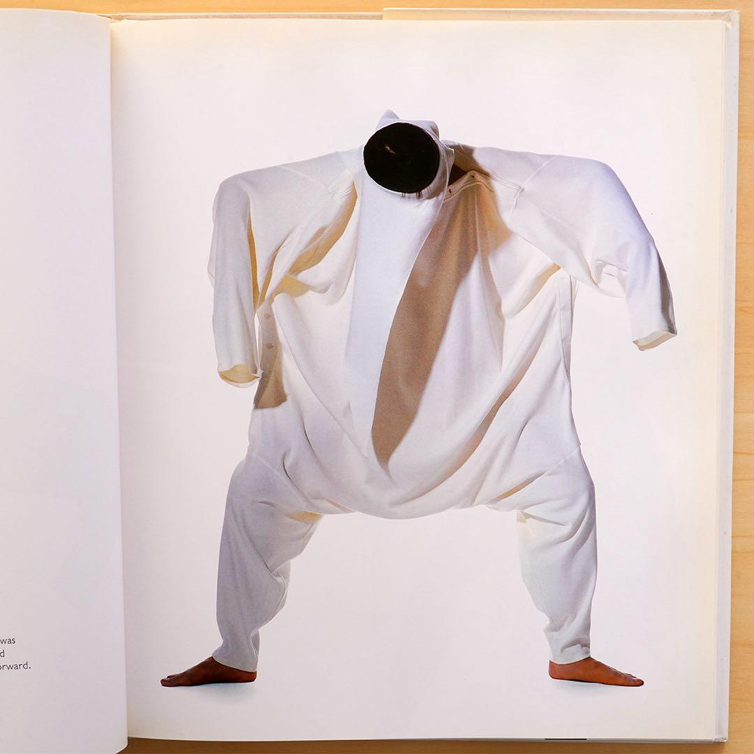 ISSEY MIYAKE 写真集　アーヴィング・ペン 撮影