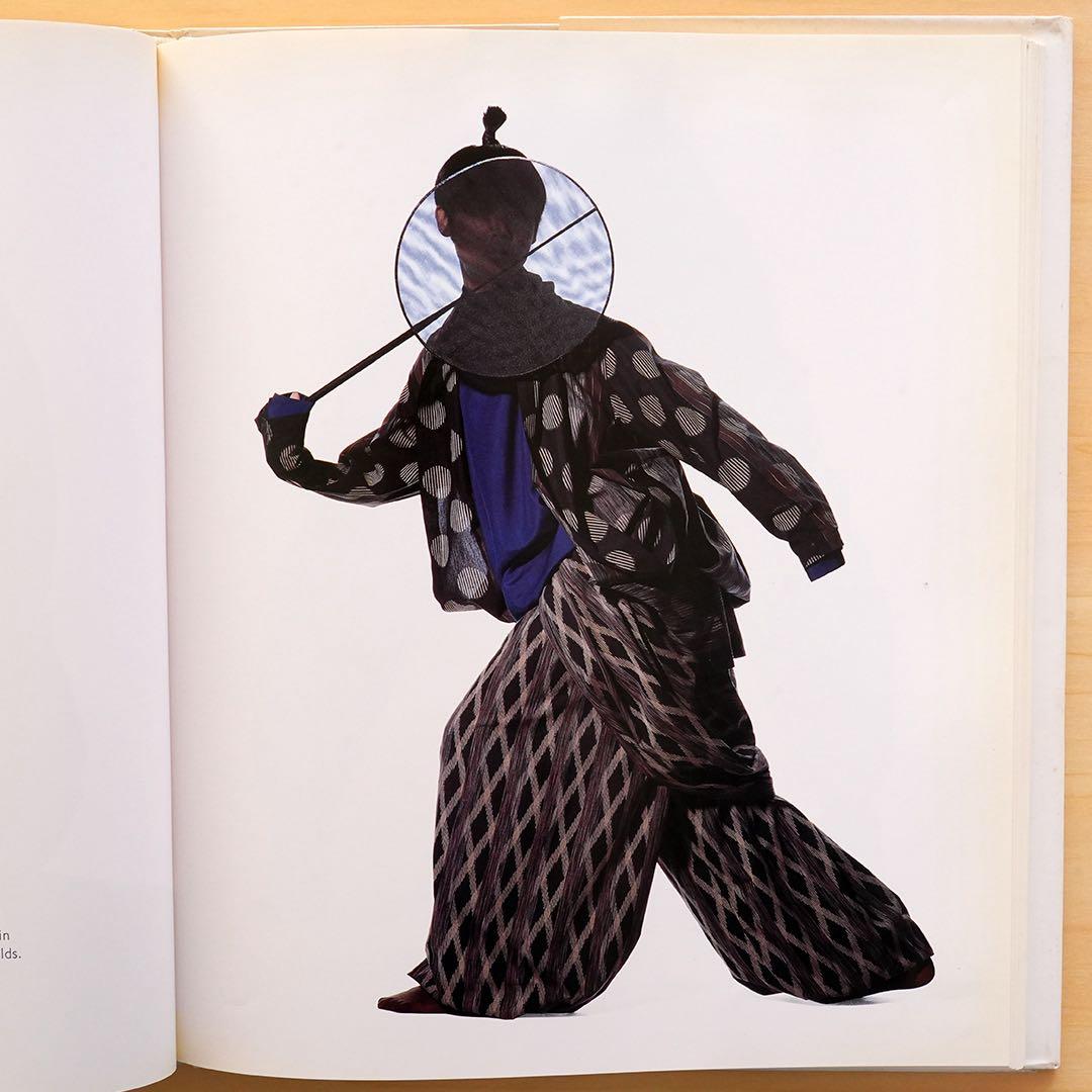 ISSEY MIYAKE 写真集　アーヴィング・ペン 撮影
