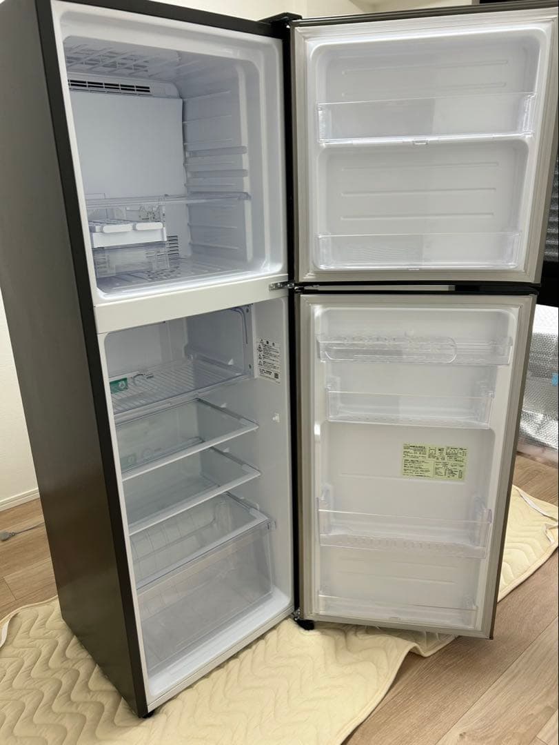 SHARP プラズマクラスター冷蔵庫 シルバー SJ-D23F 2021年製