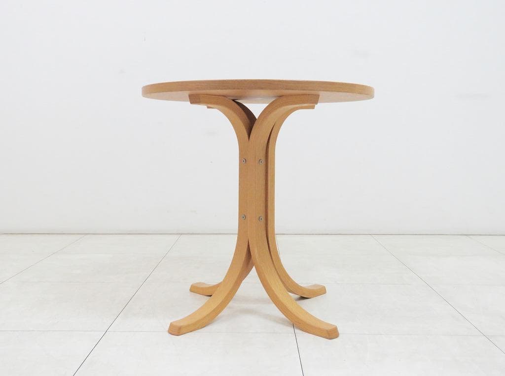 天童木工 サイドテーブル 71,500円 ラウンド 検秋田木工カンディハウス