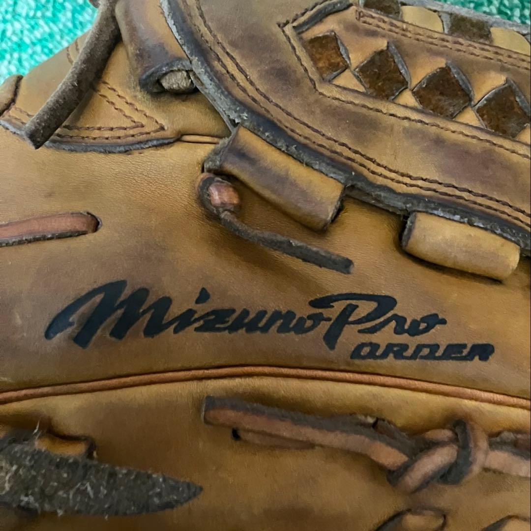 Mizuno Pro 硬式オーダーグローブ 投手用