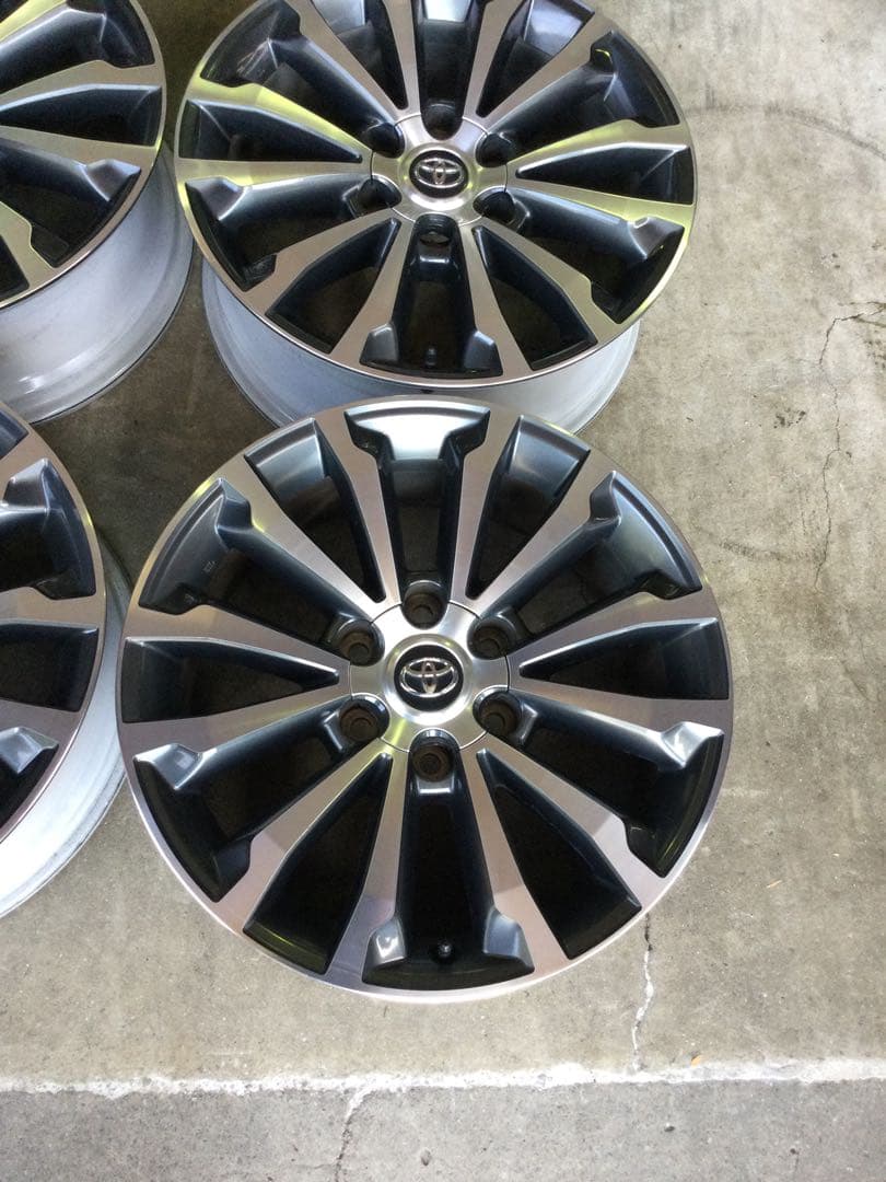 ランドクルーザー プラド 150系後期 TZ-G 純正19インチホイール