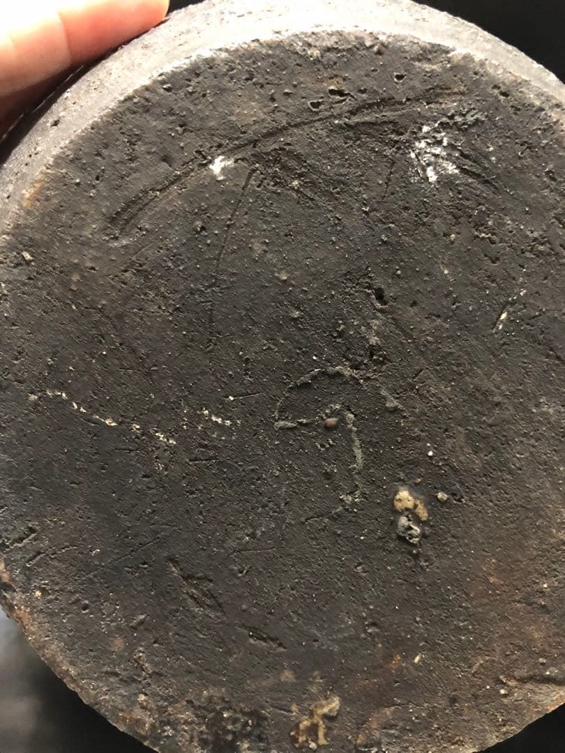 美しい古美術◾️蔵から釉薬のプチプチしたかなり雰囲気のある壺、壷、花瓶が出て来た。