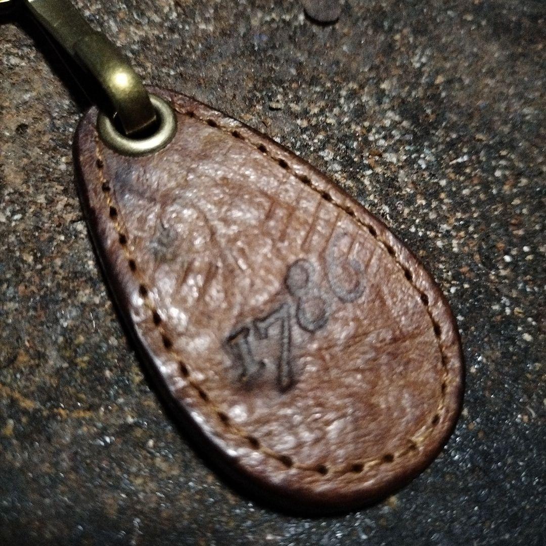 1786ロシアンカーフ　革タグナスカン2重リングC