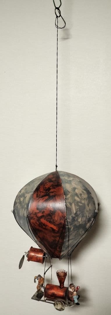 ブリキ バルーン 気球 アンティーク 熱気球 ゴンドラ釜焚き人形