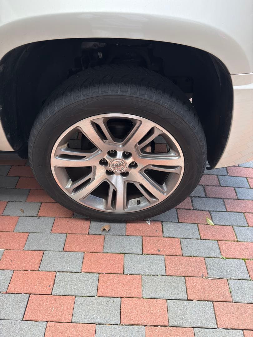 H*S様 キャデラック エスカレード 純正ホイール