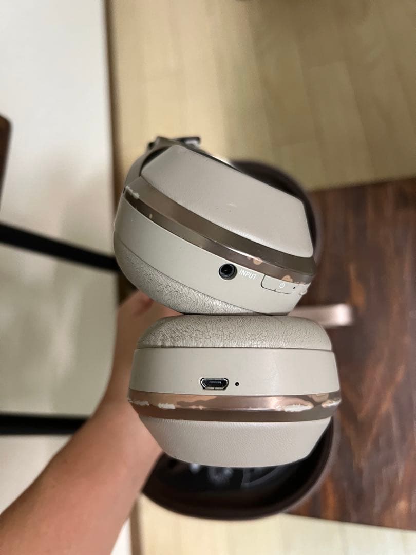 ソニー　ワイヤレス　ヘッドホン　ノイズキャンセリング