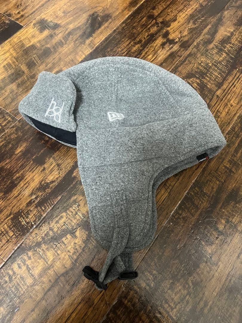 トラッパー hood モリハルナ ライトグレー ニューエラNewEra