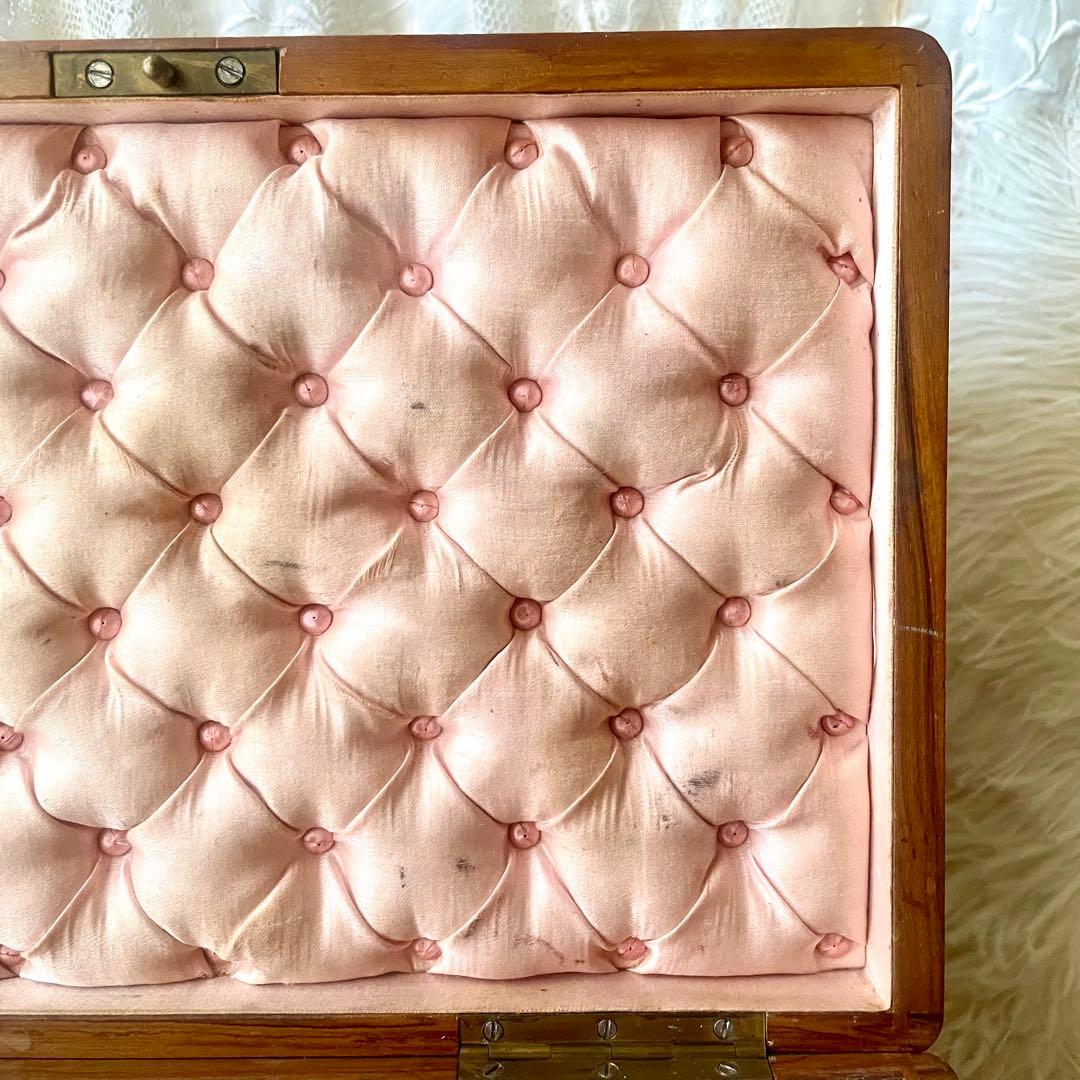 ミア　　【レア】鍵付き大きなモシュリンヌボックスピンクフランスアンティーク