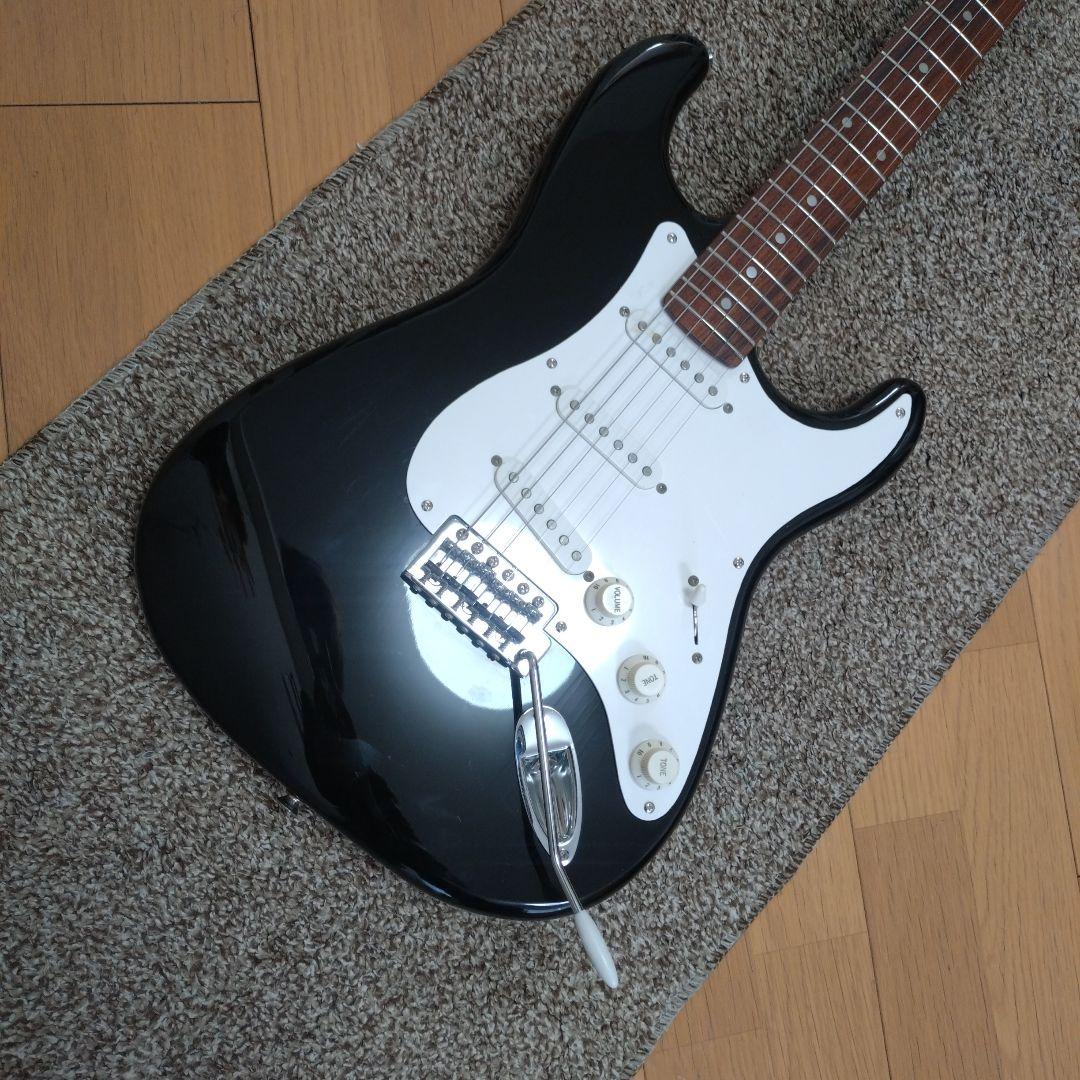 Fernandes ストラトタイプ エレキギター