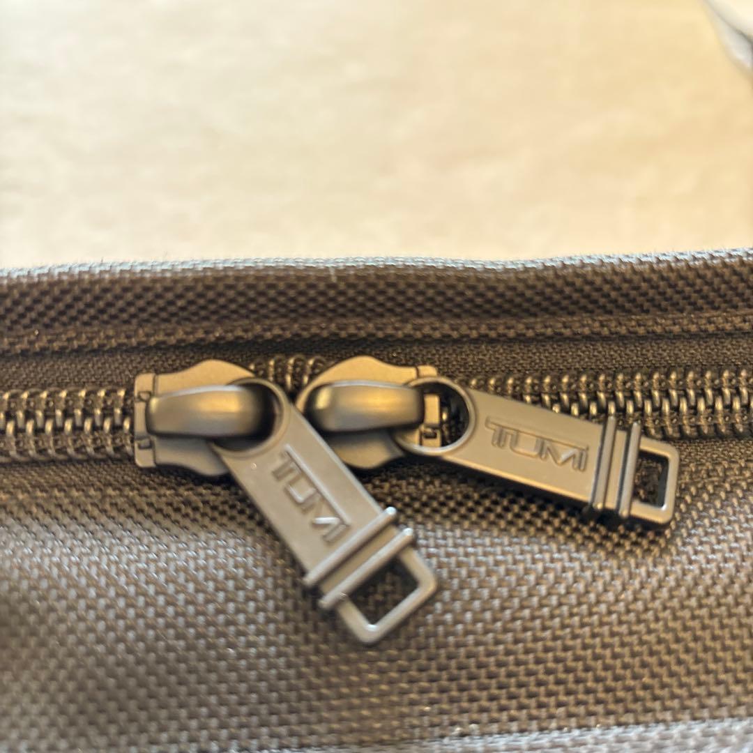 ぱんだ‼️ビジネスマンに人気‼️TUMI ブラック ビジネスバッグ