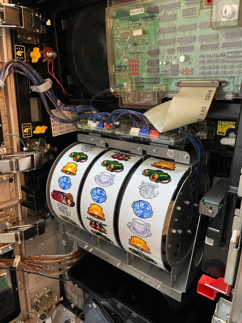 [最終値下げ！]ガールズ&パンツァーG 不要機付 家庭用　パチスロ　実機