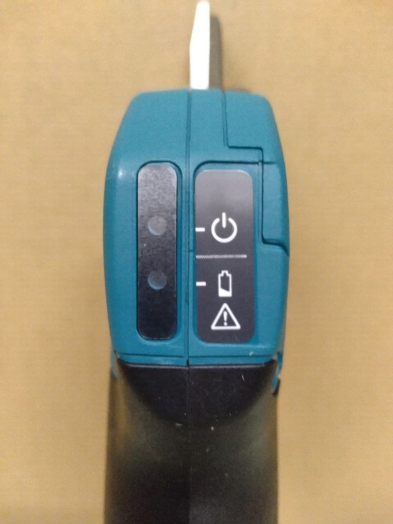 ★マキタ充電式剪定ハサミUP180DZK