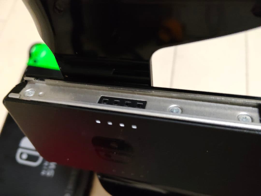 Nintendo Switch 本体 グリーン/ピンク Joy-Con　中古品