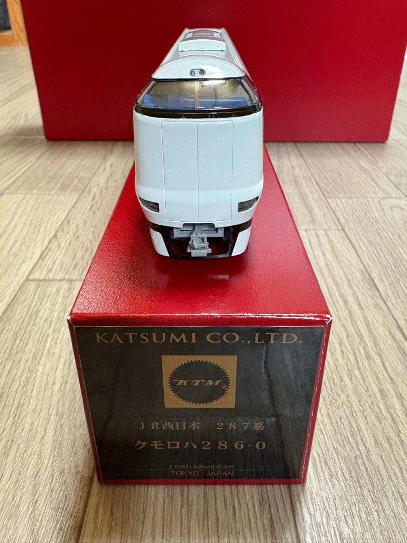 カツミ製JR西日本287系特急型電車