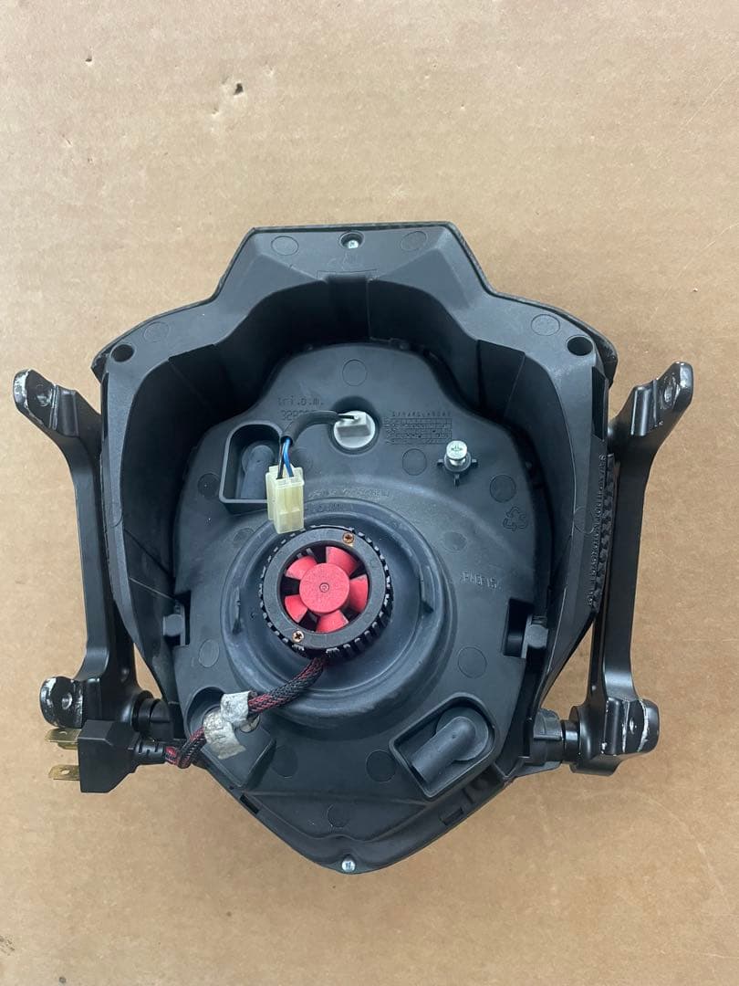 アーバンヘッドライト　汎用　h4 ストリートファイター