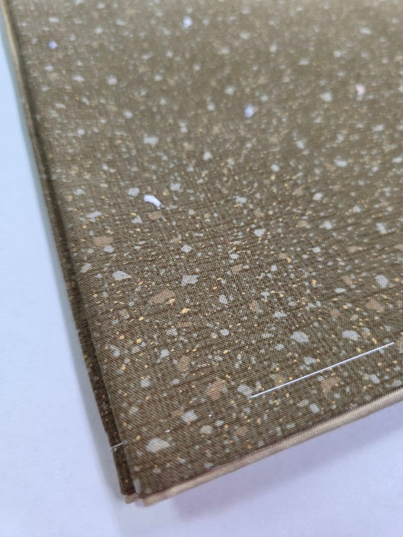 着物 本場大島紬 藤絹織物 最高峰 染め大島紬 未使用品 金銀刺繍 美品 正絹