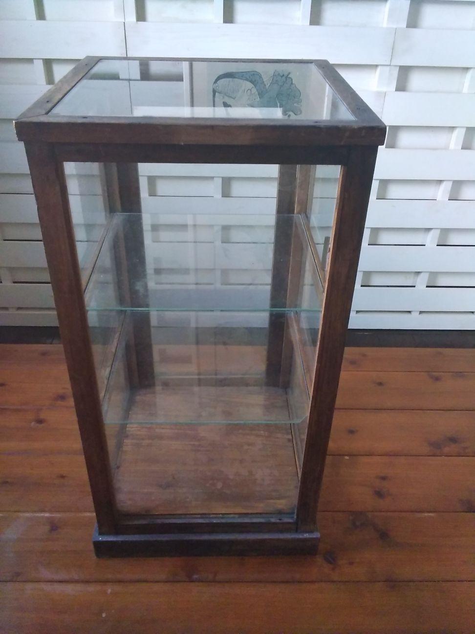 ガラスキャビネット　アンティークカウンターキャビネットショーケース　ガラスケース