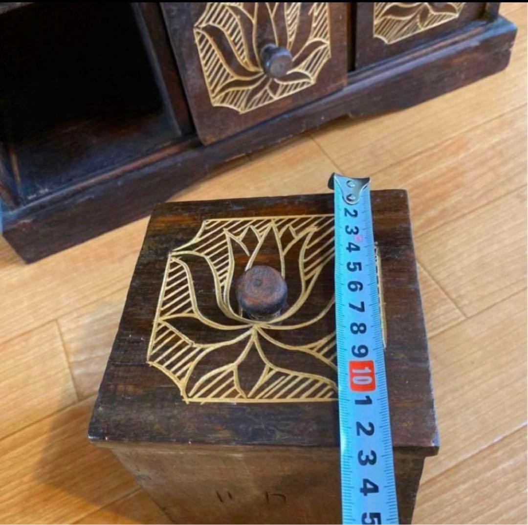 レトロアンティーク家具アジアン家具ディスプレイ棚木製家具ロータス蓮の花手彫り彫刻