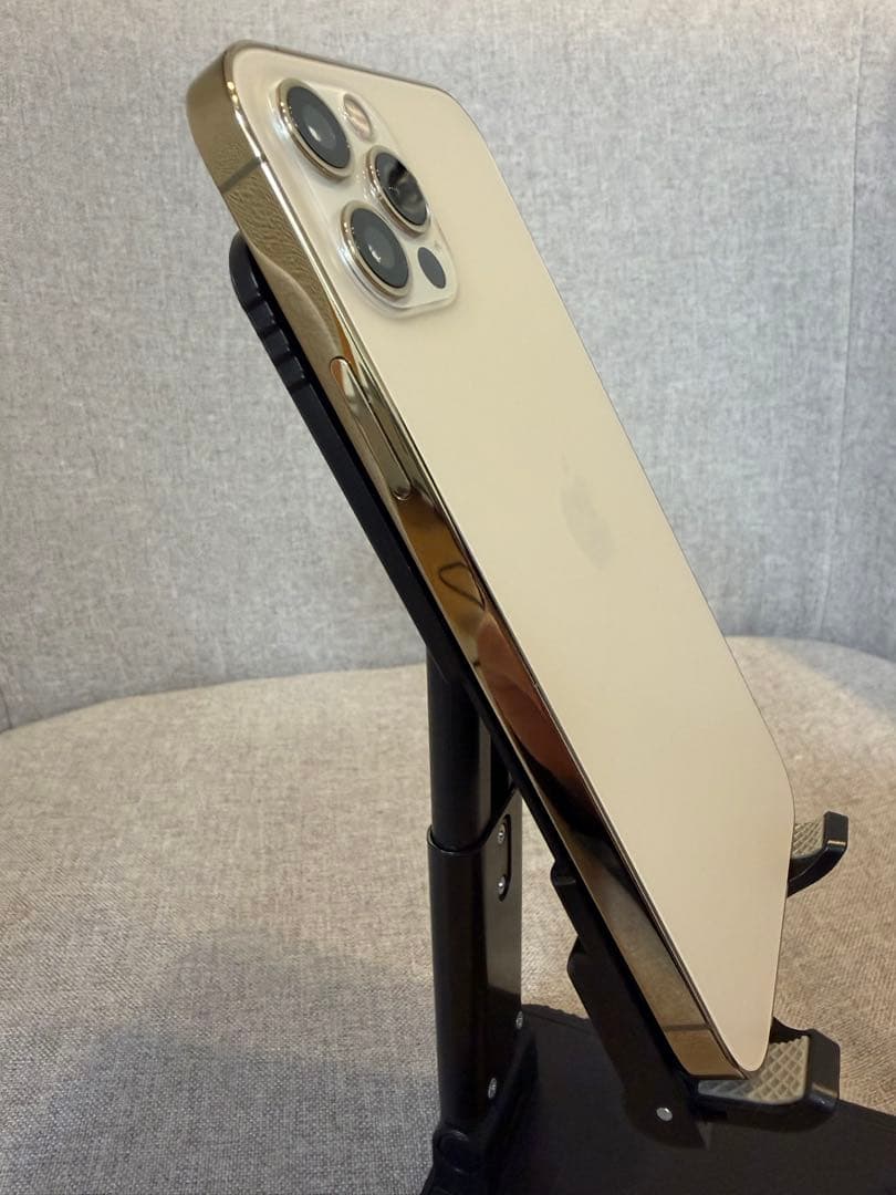 美品 Apple iPhone 12 Pro ゴールド本体