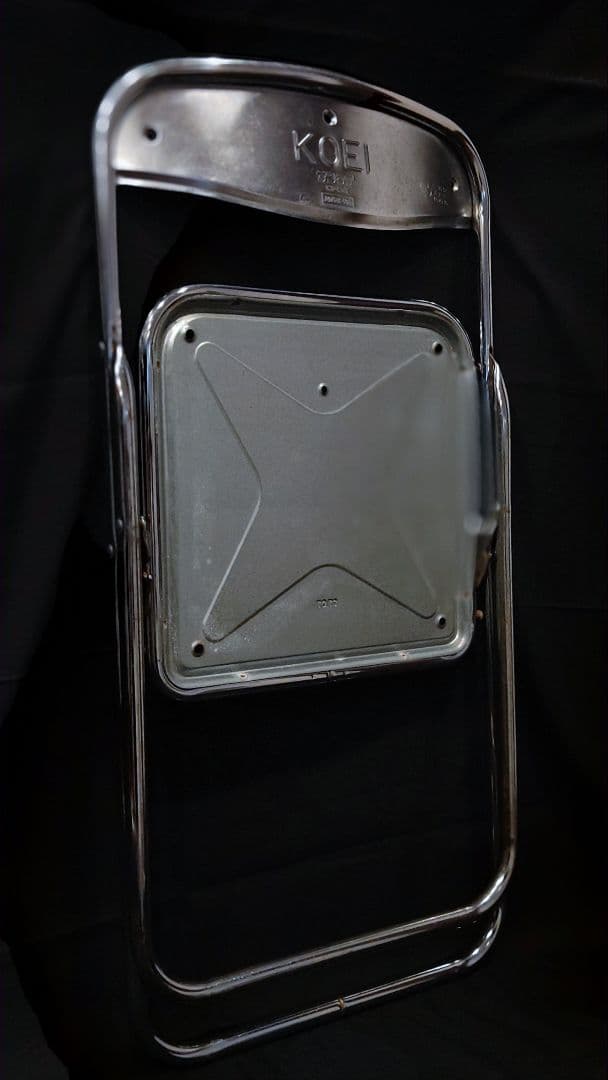 中古パイプ椅子　アップサイクルチェア　プルアップ　タックロール　一点物