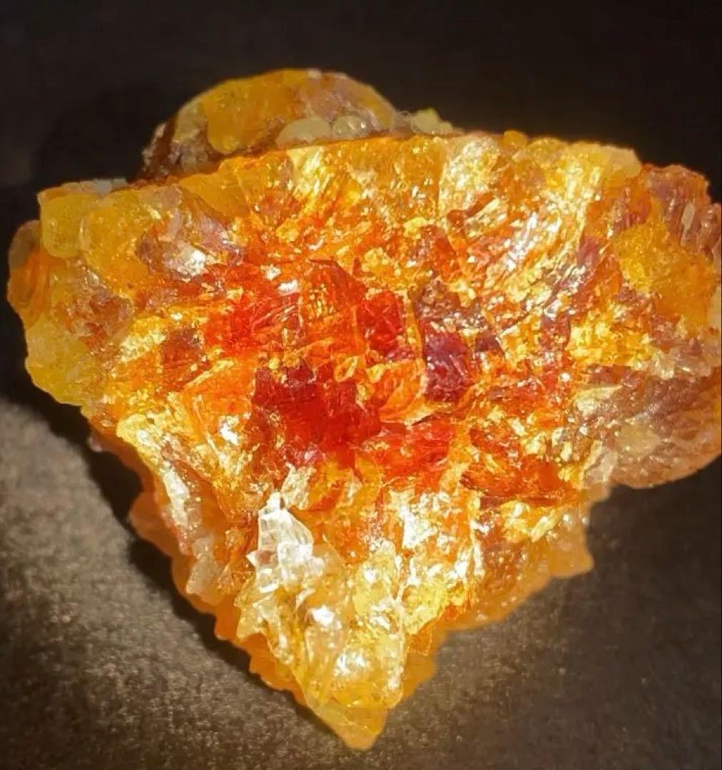 ジンカイト　紅亜鉛鉱　ポーランド産　228g　合成　天然石　鉱物　原石