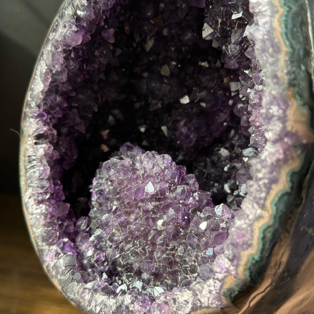 ブラジル産❣️天然石 アメジストの龍卵　ドーム　置物G.284