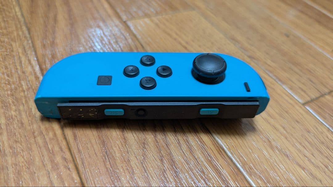 箱付き美品！ニンテンドースイッチ本体（おまけ：ハードケース、128GBのSD）