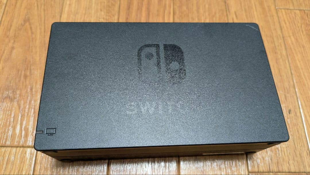 箱付き美品！ニンテンドースイッチ本体（おまけ：ハードケース、128GBのSD）