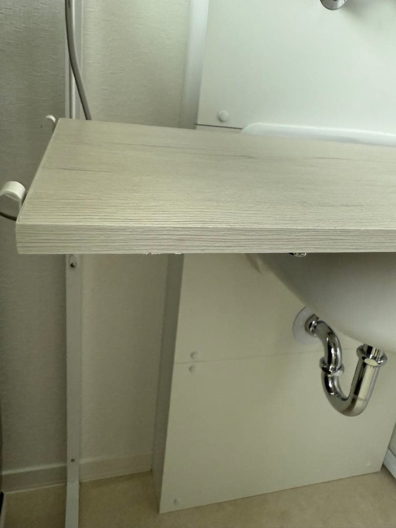 期間限定で値引き中！ニトリ　突っ張り壁面収納　Nポルダセット幅80㎝奥行約26㎝